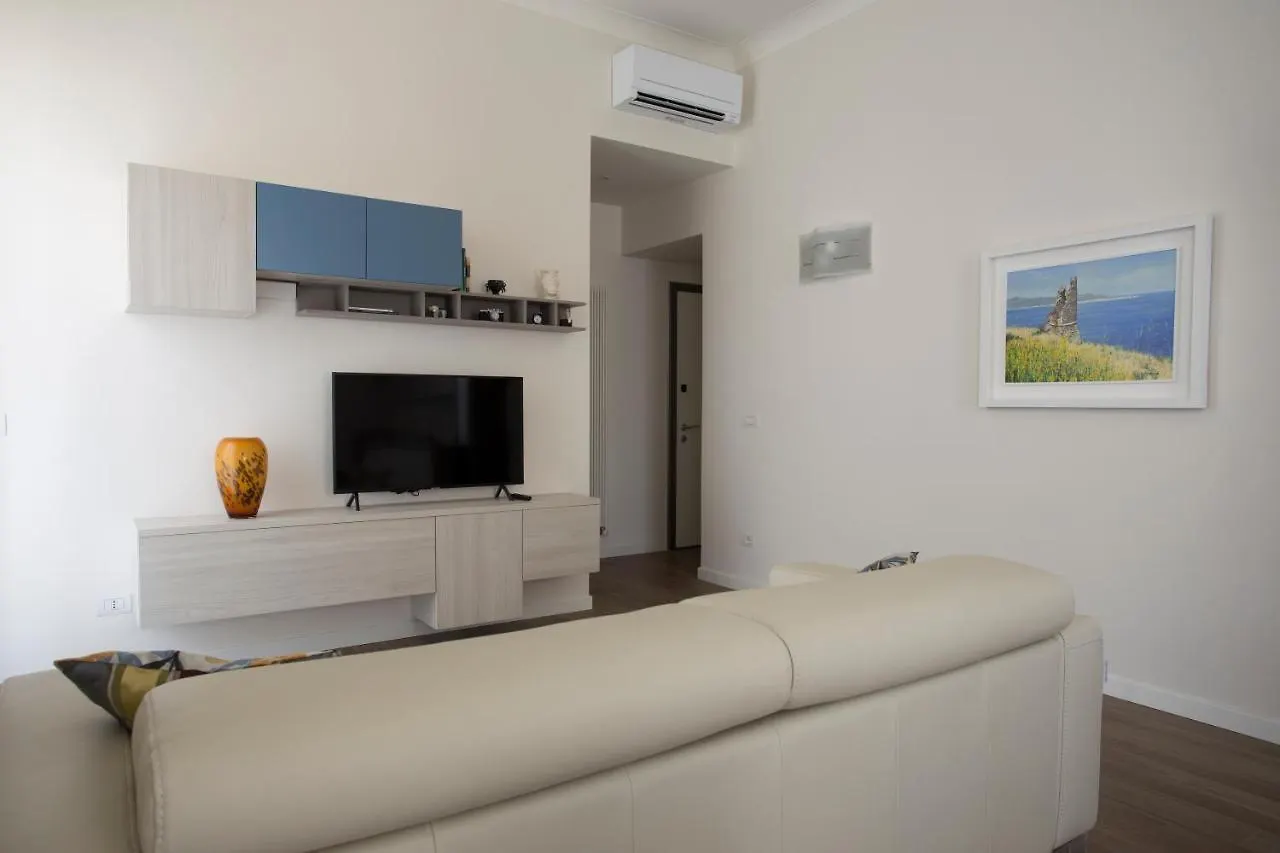 Appartamento La Casa di Nausicaa : il piacere dell'ospitalità Reggio Calabria 0*,
