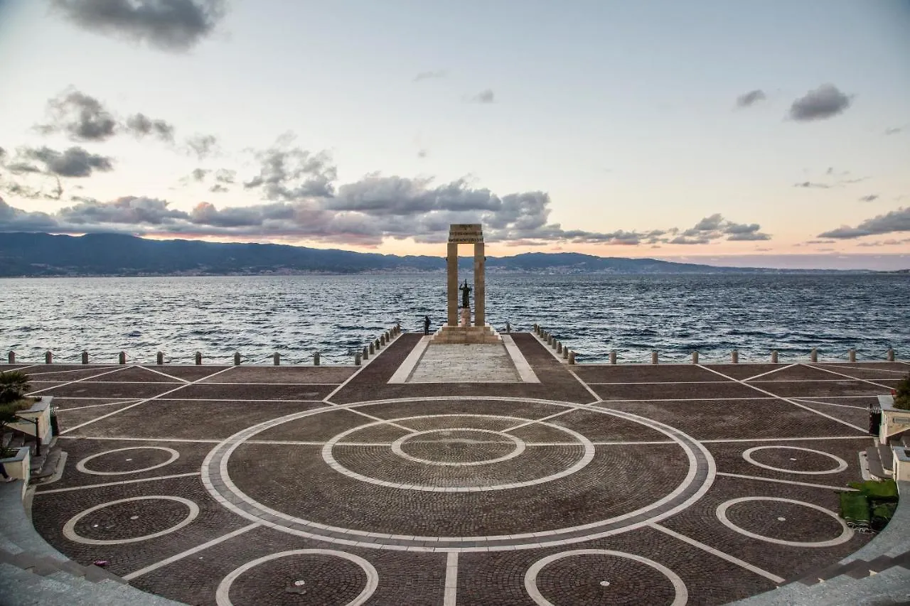 La Casa Di Nausicaa - Vespero Apartment Reggio Calabria Italy