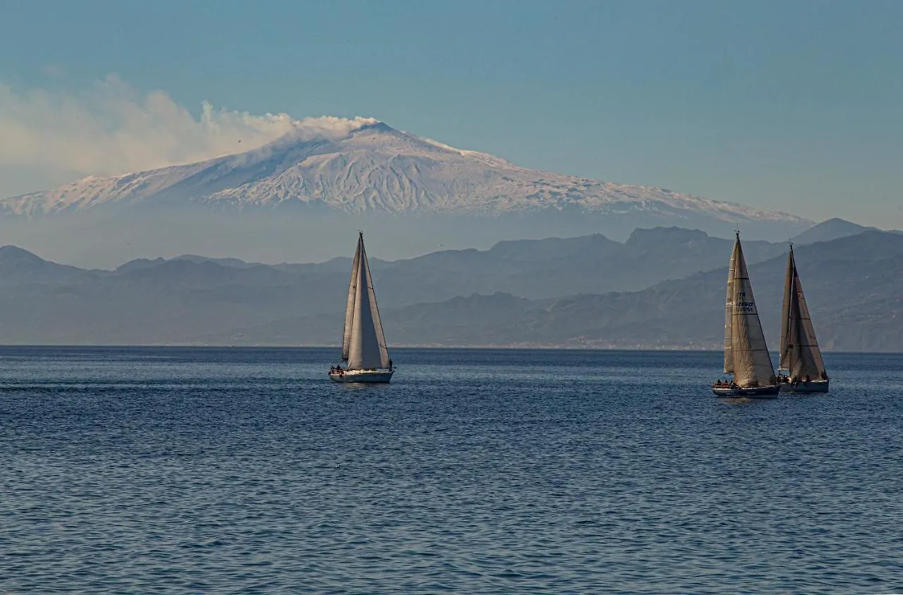 Appartamento La Casa di Nausicaa : il piacere dell'ospitalità Reggio Calabria 0*,  Italia